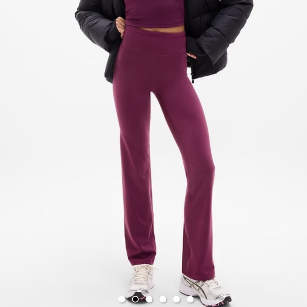Athleta Elation Ultra High Rise Straight Leg Pant Plum Size Small